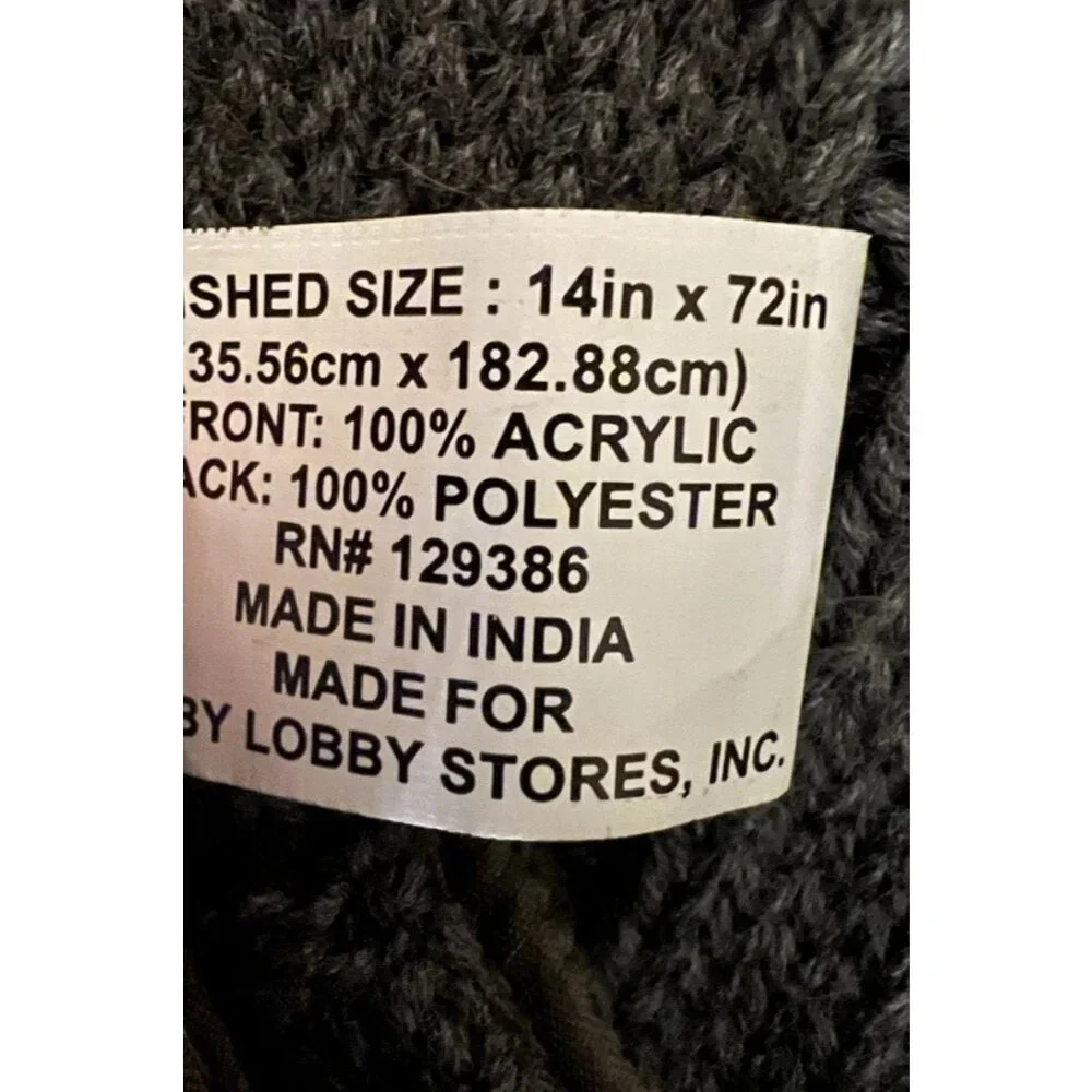 Robert Stanley Home‎ Collection Gray KNIT Table Runner with POM POMS - 14